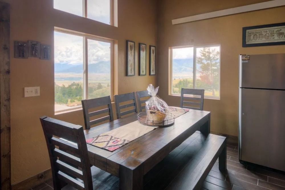 PV - Paradise Valley Retreat