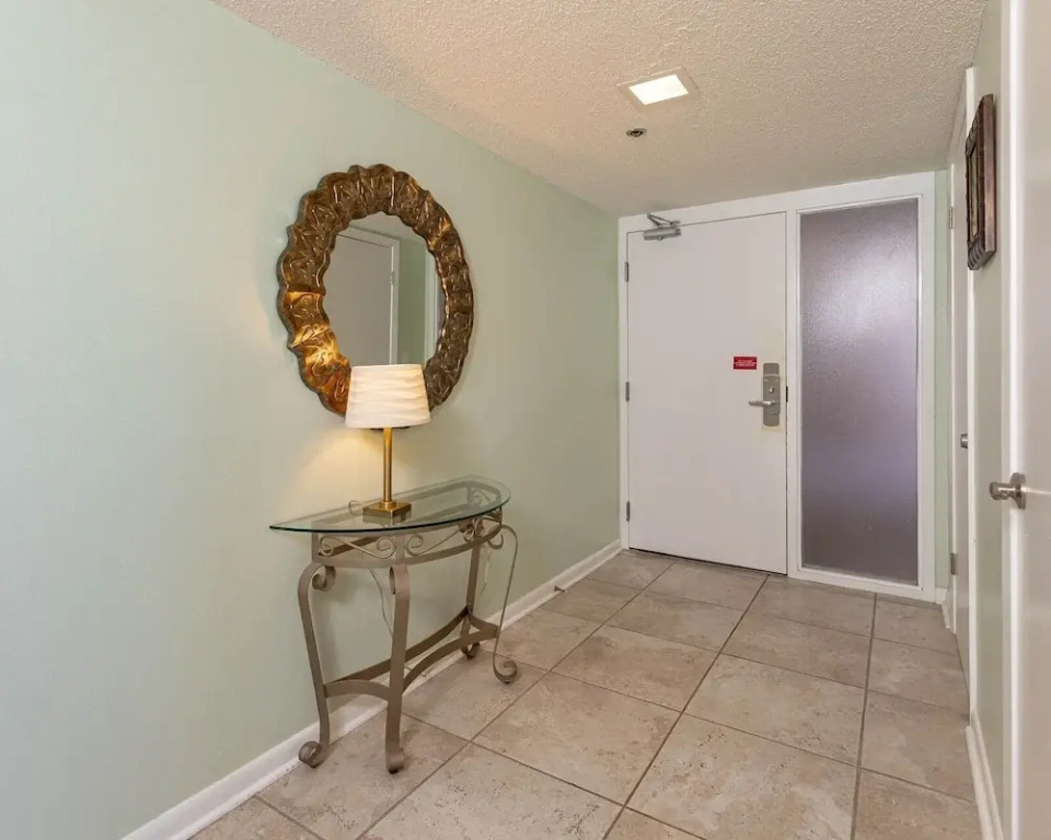 Phoenix East 2 2105 3 Bedroom Condo