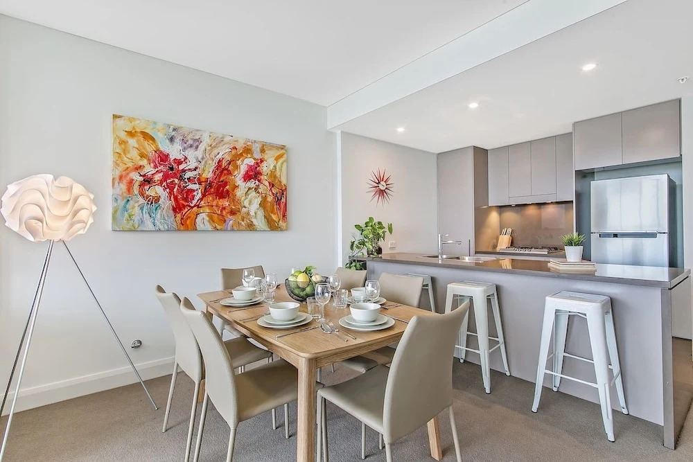 Olympic Park 2bed2 Bath High Level View Nop007-24