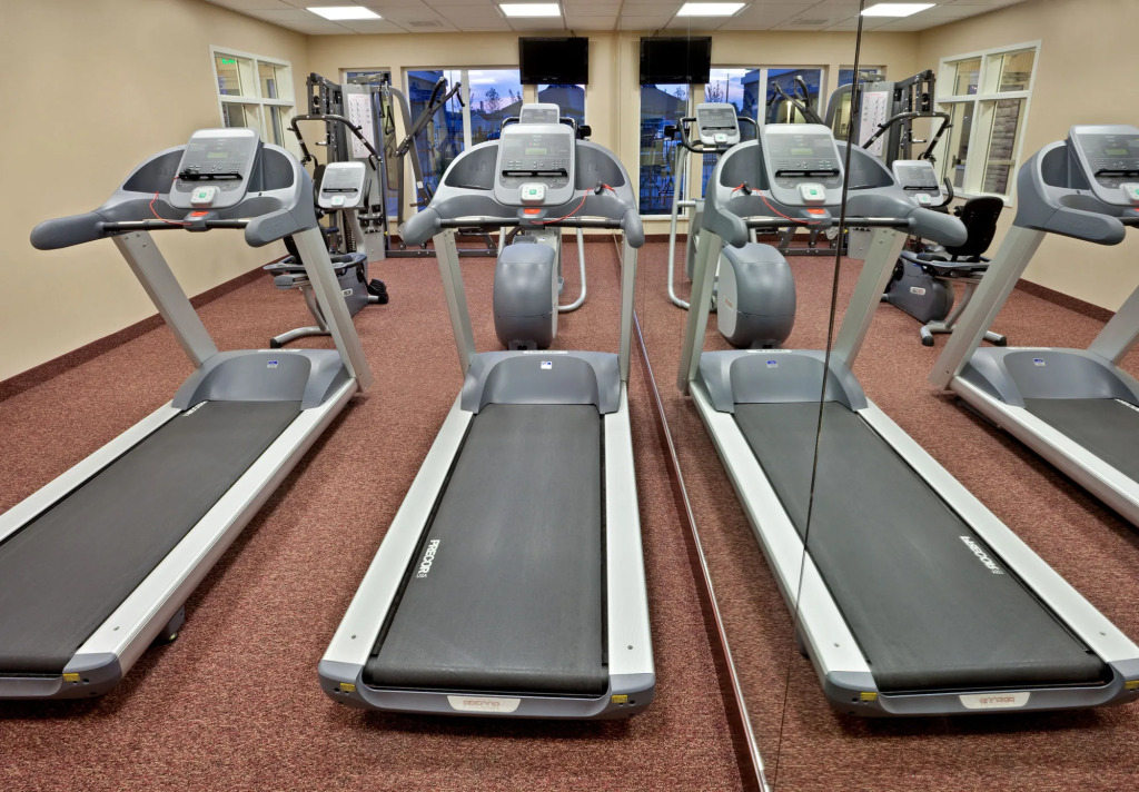 Holiday Inn Express Hotel & Suites Ontario by IHG