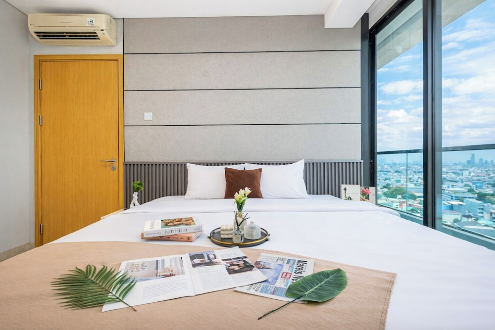 Good Location 2Br For 4 Pax At Capitol Suites Apartment