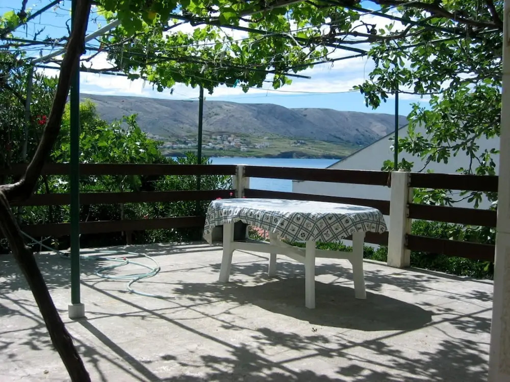 Contemporary Apartment in Dalmatia With Terrace