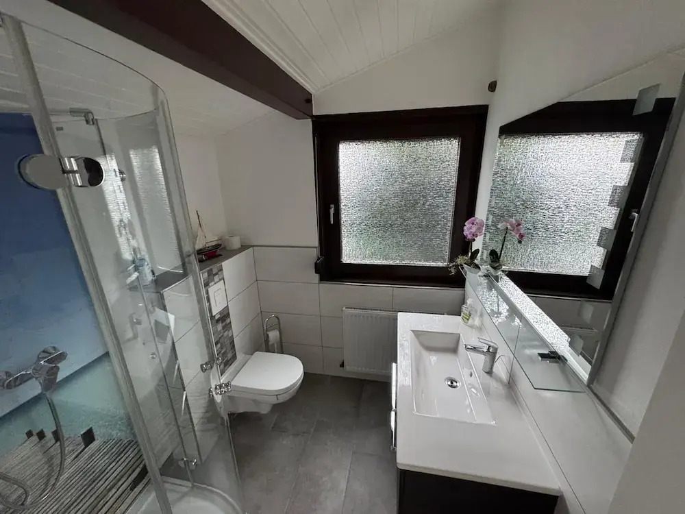 frisch renoviertes Ferienhaus in Meschede-Hennesee