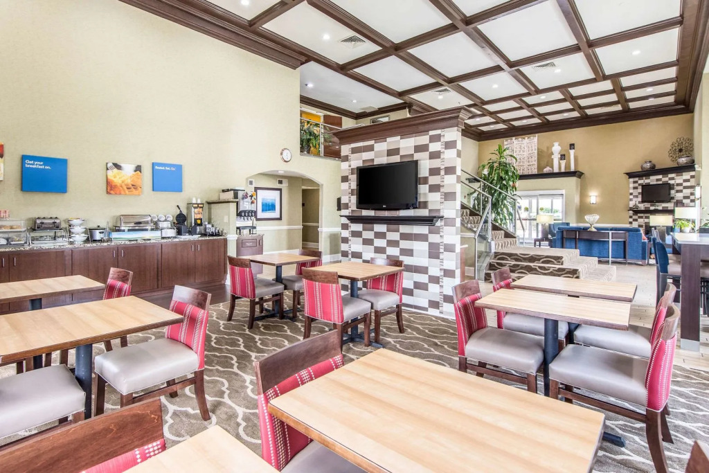 Comfort Inn & Suites Greenwood