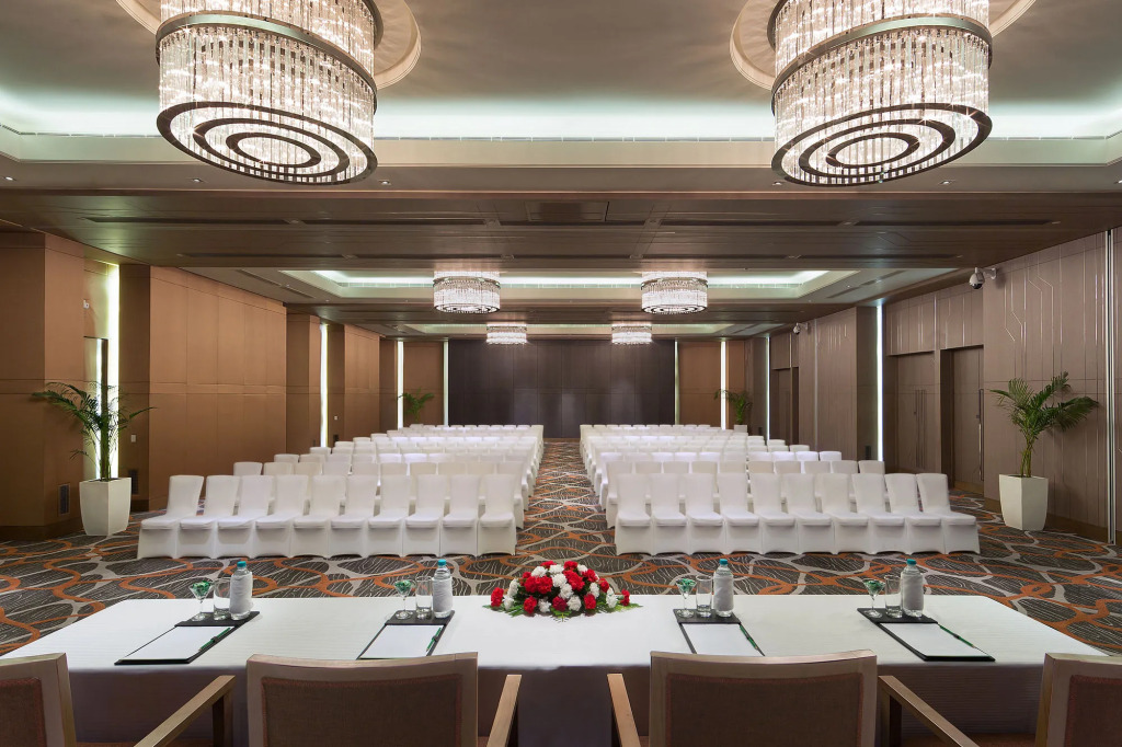 Holiday Inn New Delhi Aerocity by IHG