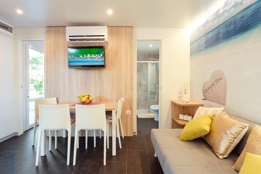 Mobile Homes - FKK Nudist Camping Solaris