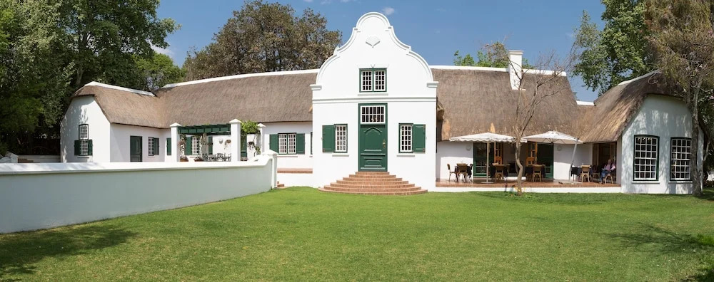 The Gables Suite- Adults Only