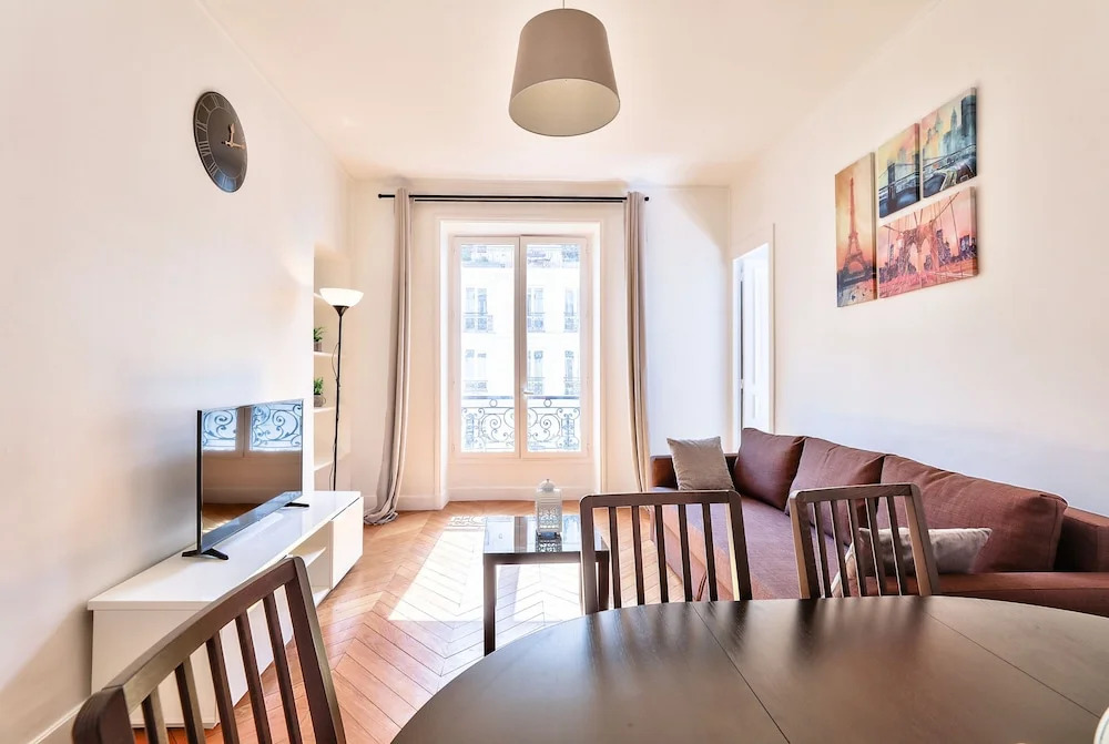 84 - Classy Flat Reaumur  Montorgueil 4D