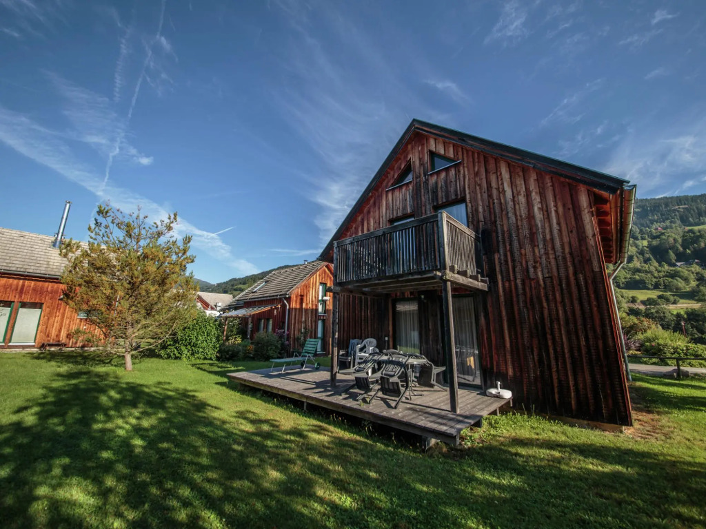Holiday Home on the Kresichberg With Swimming Pool