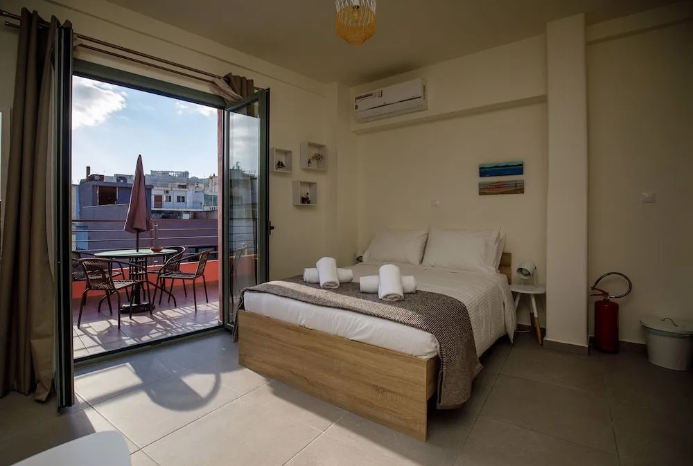 Central Stay Athens Psyri