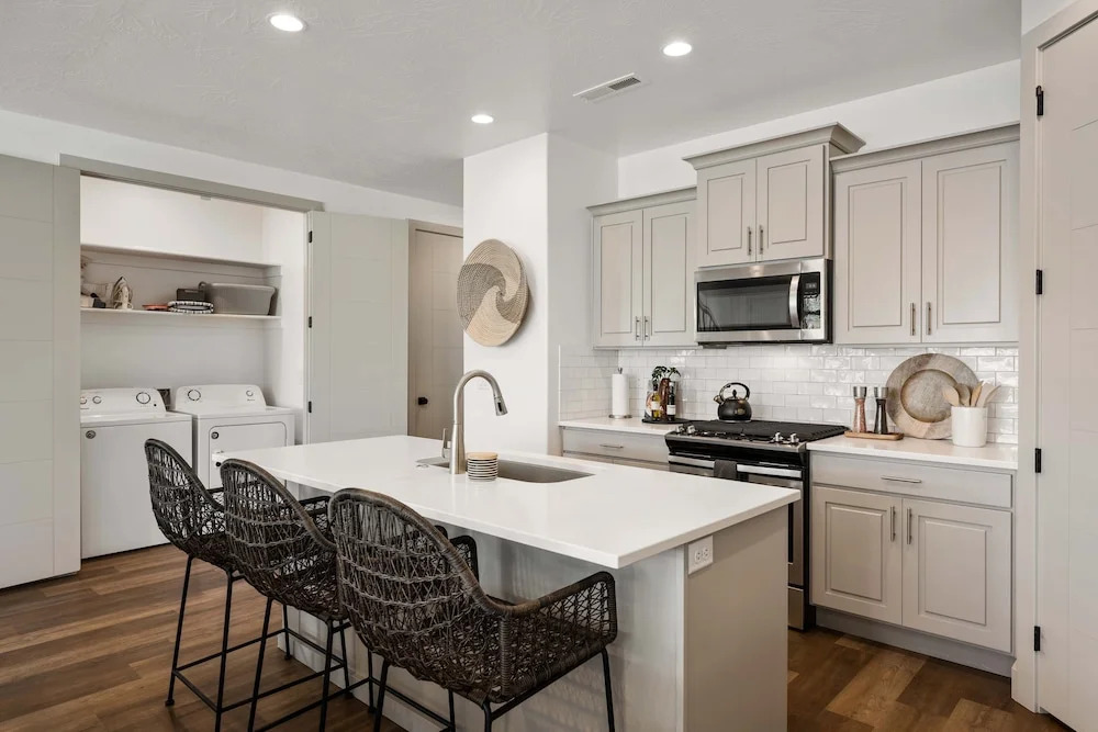 Blue Lagoon Oasis townhouse