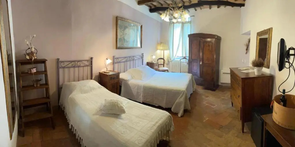 4 bedrooms house with wifi at Montalcino