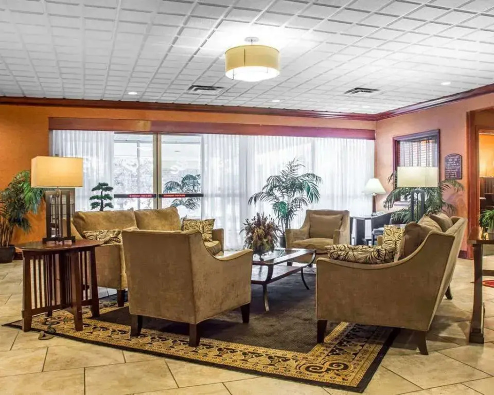 Clarion Inn & Suites Fairgrounds