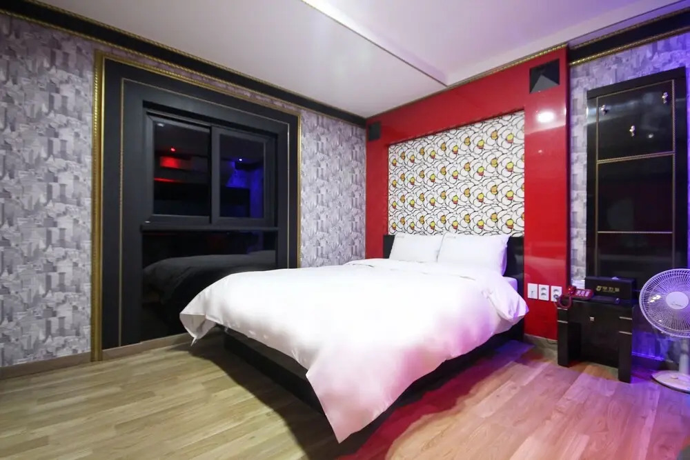 Gwangju Chungjang-ro Hotel H-Avenue