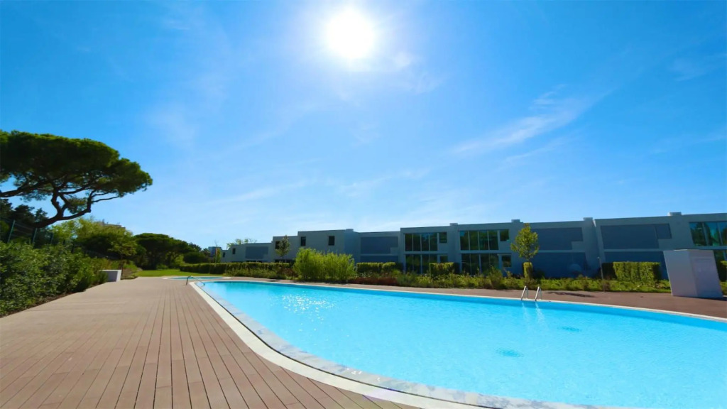 Villa Sadler- Clever Details, Central Vilamoura, Sleeps 6, luxury, walking distance