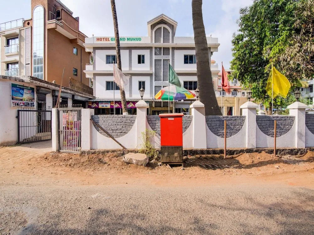 Oyo 37339 Hotel Grand Murud