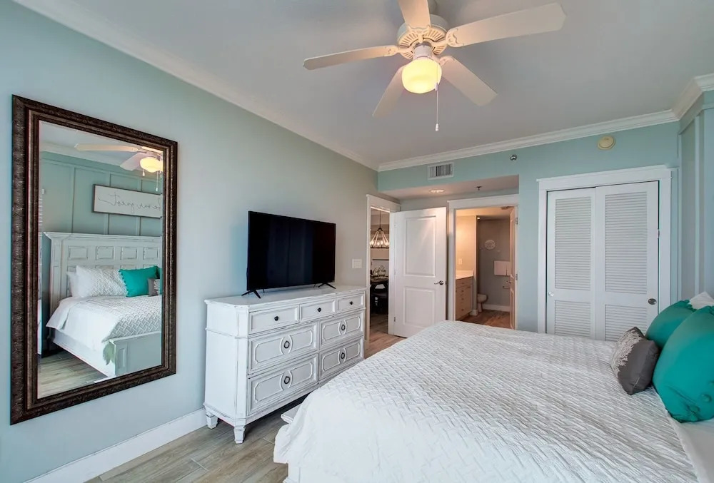 Waterscape B608 2 Bedroom Condo