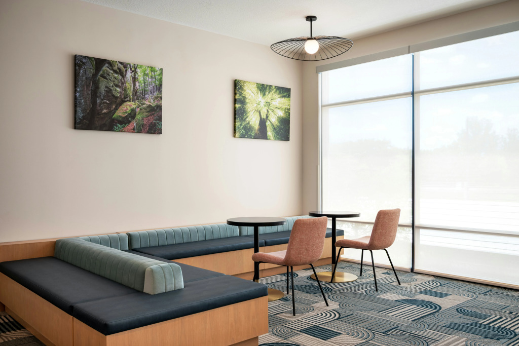 avid hotels - Orlando International Airport by IHG
