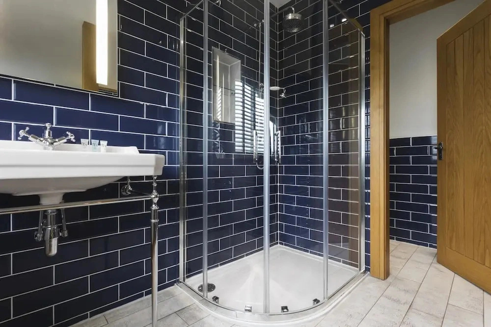 Lyth Valley - X6 Bed Country House Ridgestone