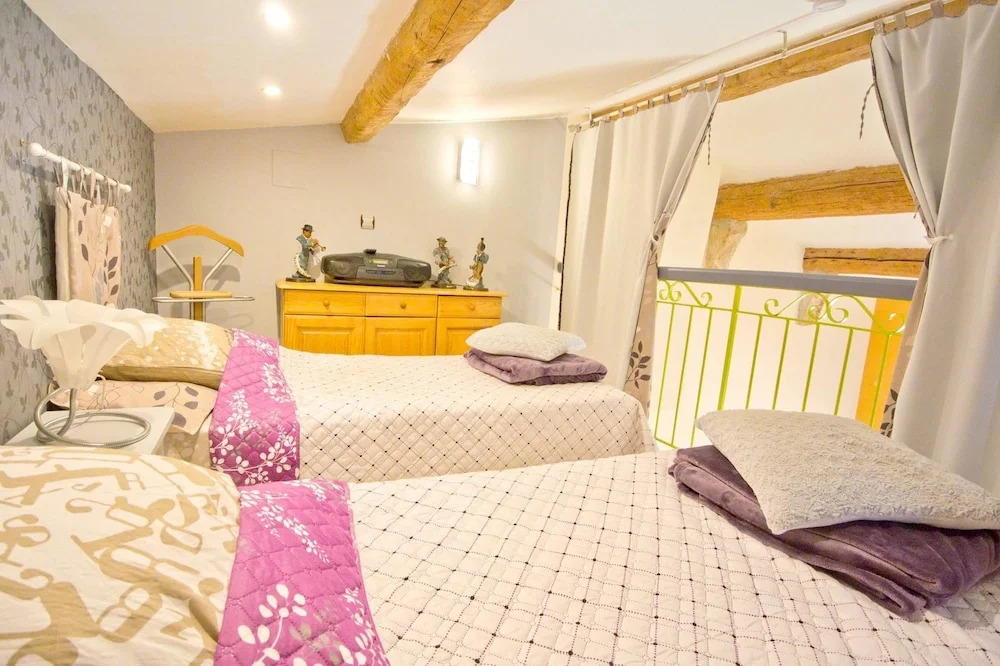 Villa With 3 Bedrooms in Bédarieux, With Wonderful Mountain View, Priv