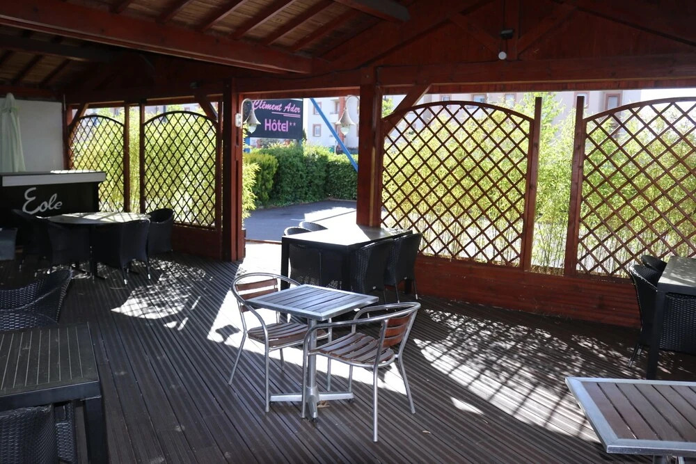 Hôtel Restaurant Clément ADER