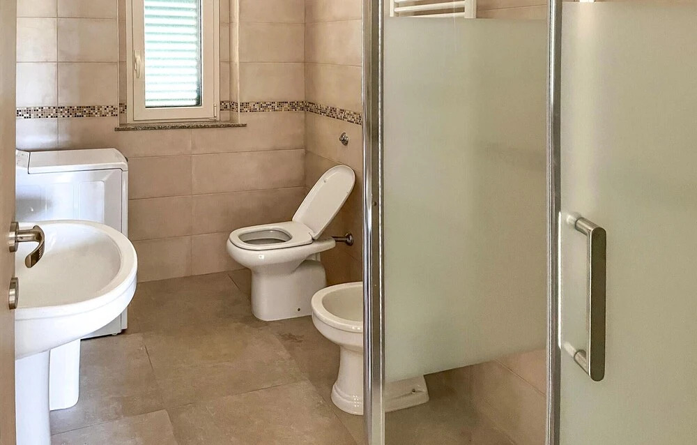 Beautiful Home in Farindola With Wifi and 2 Bedrooms