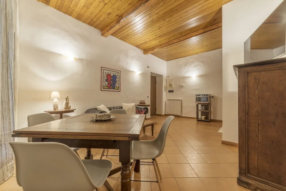 GuestHost - Elegant Apartment in Rome