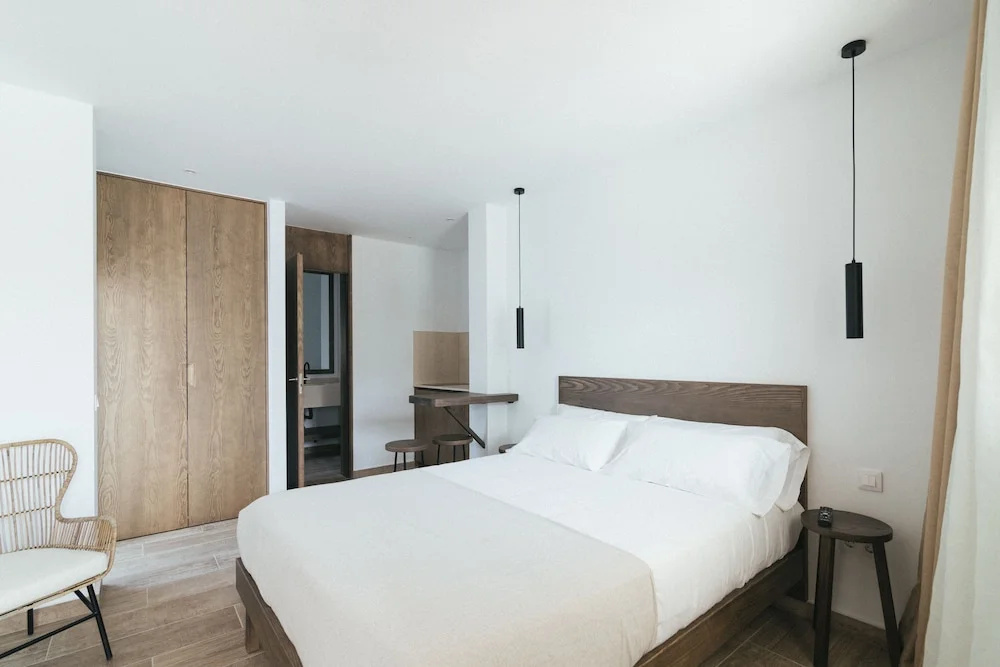 Alava Suites