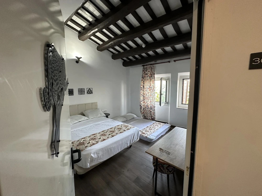 Hotel Vilador Beach Barcelona