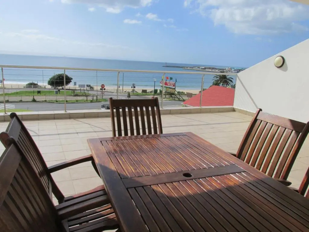 Point Village Accommodation - Santos 57