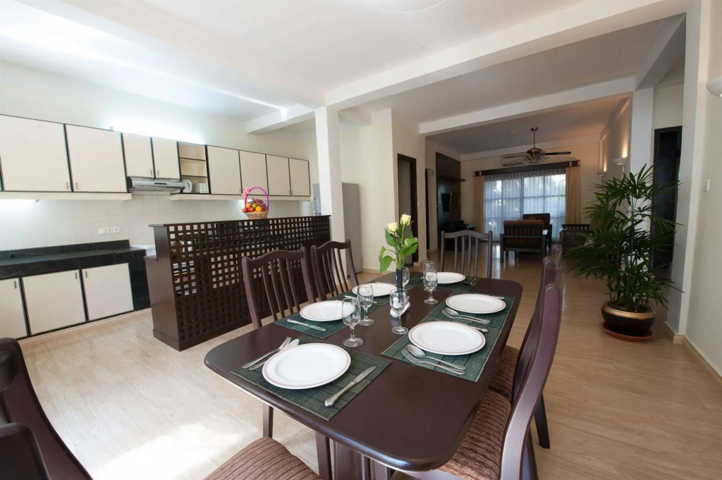 Embassy Place Apartments