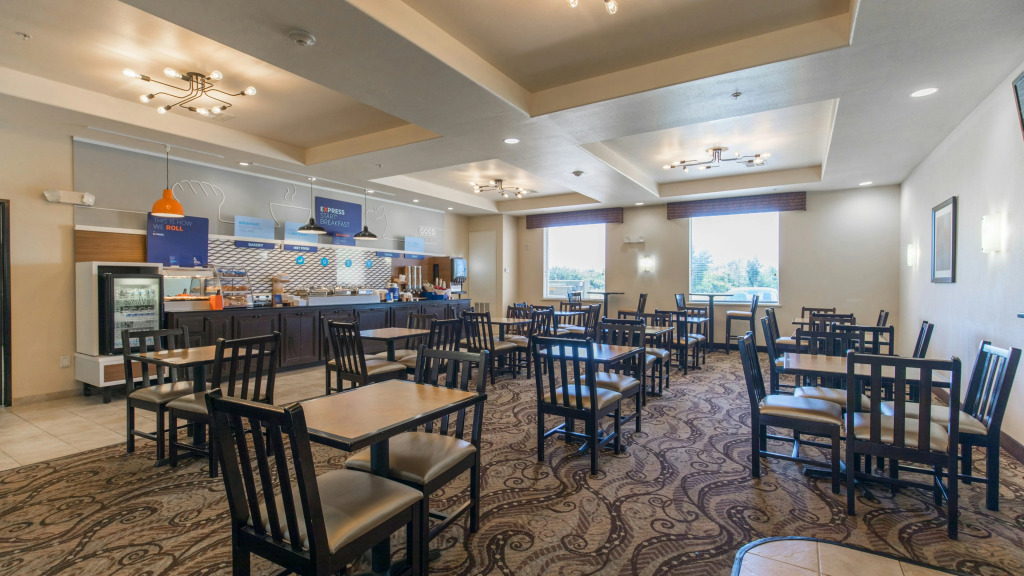 Holiday Inn Express & Suites Oklahoma City NW - Quail Springs by IHG