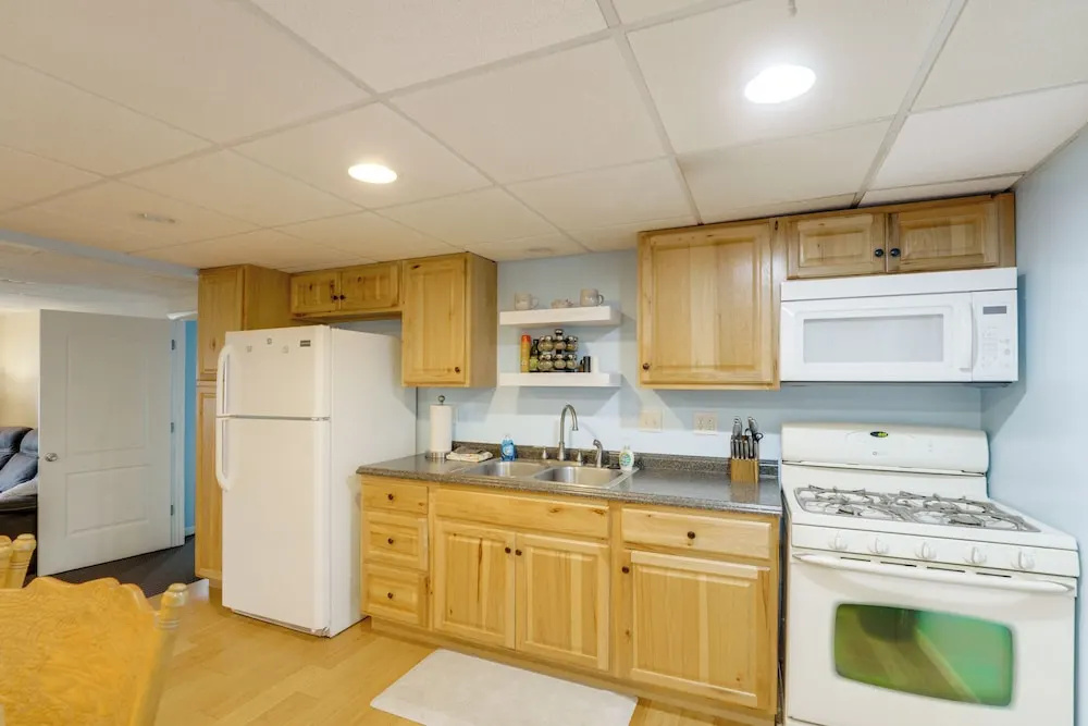 Near Boating, Lake Huron! Quiet Condo on Creek