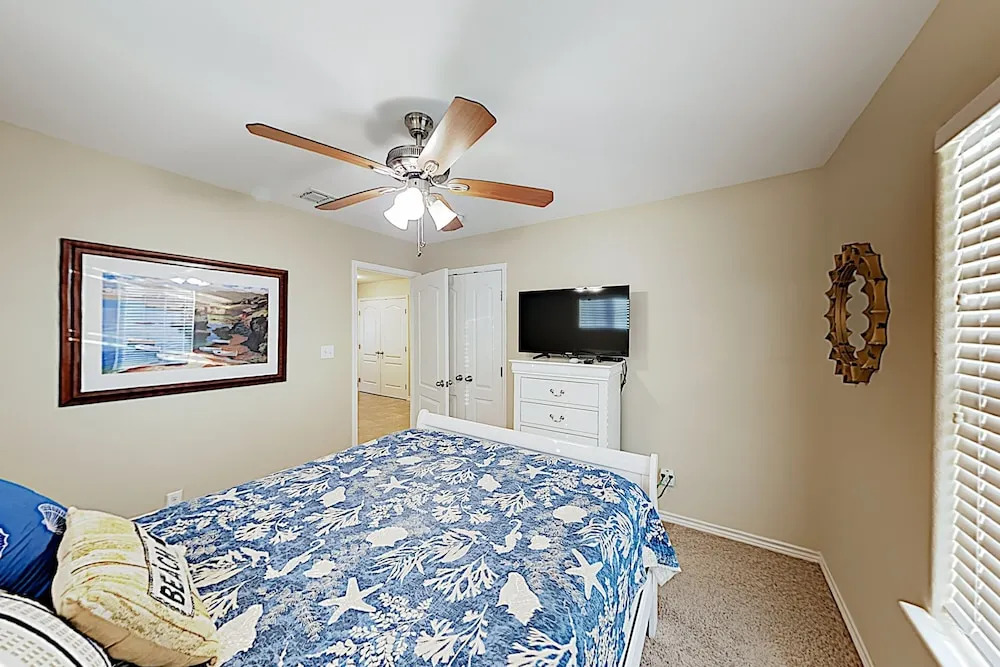103vivie 3 Bedroom Home
