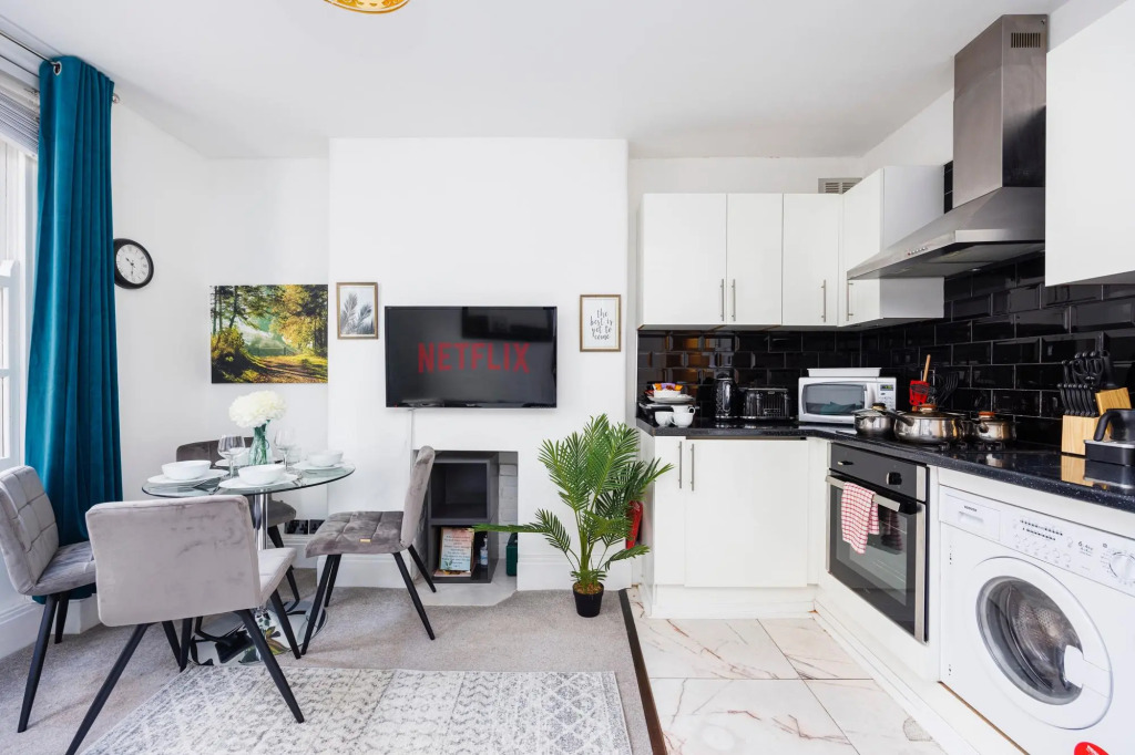 London Bridge 2 bed Apartment Borough Market