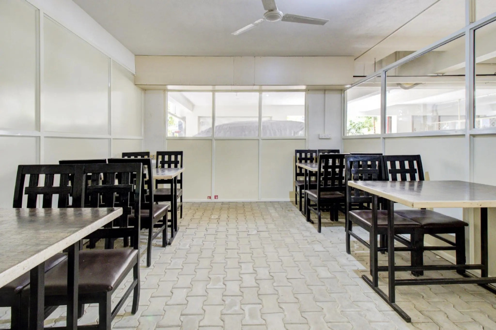 FabHotel Atithi Residency - Nr Kaikondrahalli Lake