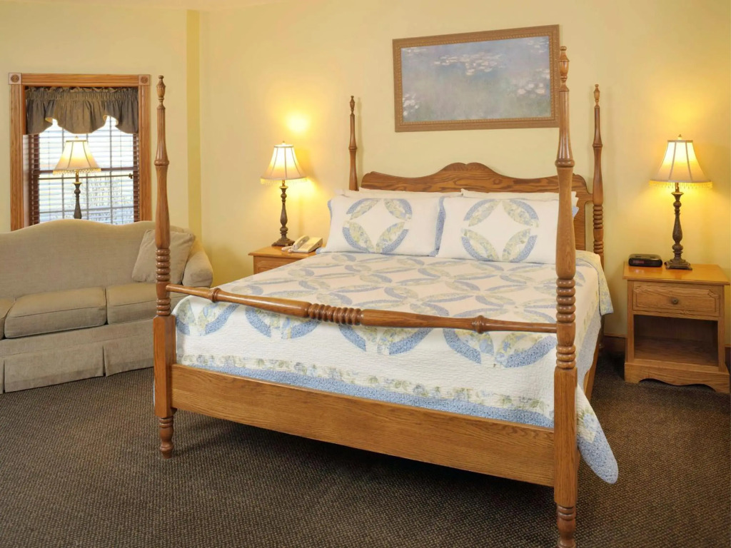 Carlisle Inn