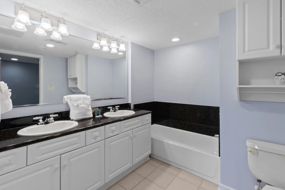 Yacht Club Villas #2-301