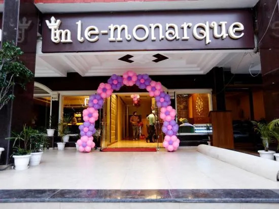 FabHotel Le Monarque Piccadily Chowk