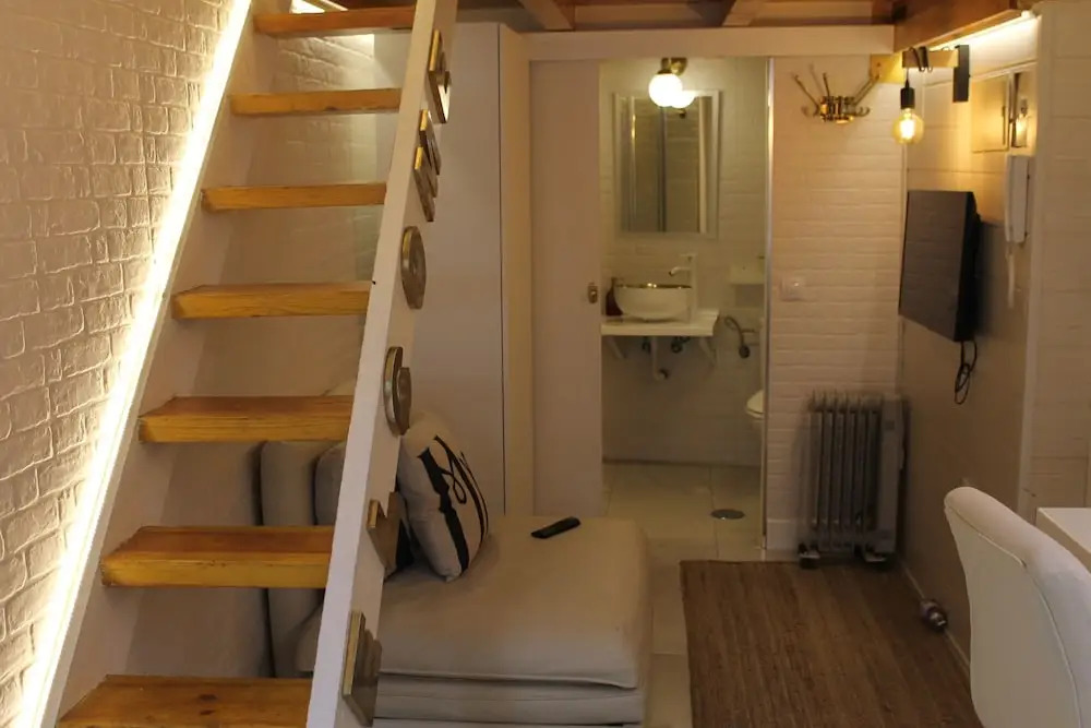 Modern 3 Bedroom in La Latina 10 minutes to Metro
