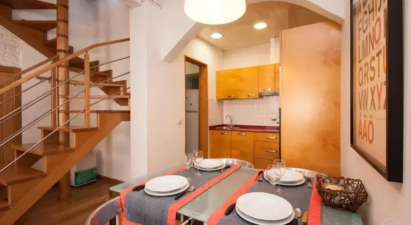 Guinardo Home Apartment