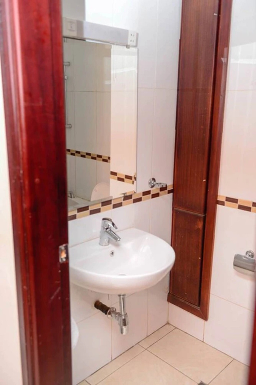 Room in Apartment - Have a Brilliant Experience Wail Staying in This Standard Suite