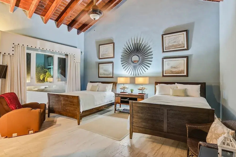 Luxurious 8-bedroom Dreamy Villa