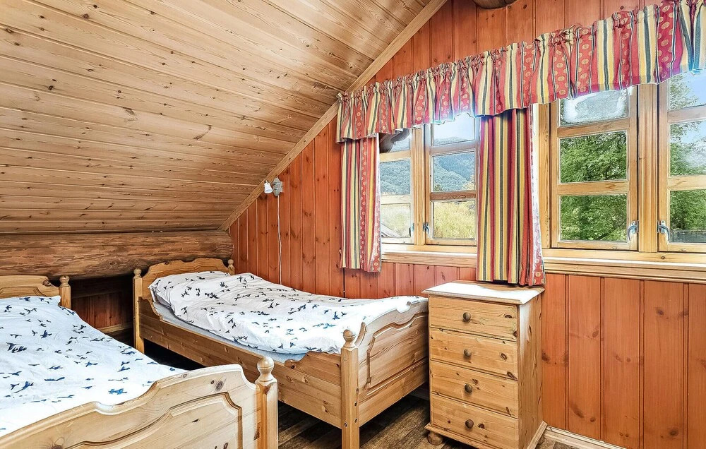 Nice Home In Etne With Sauna