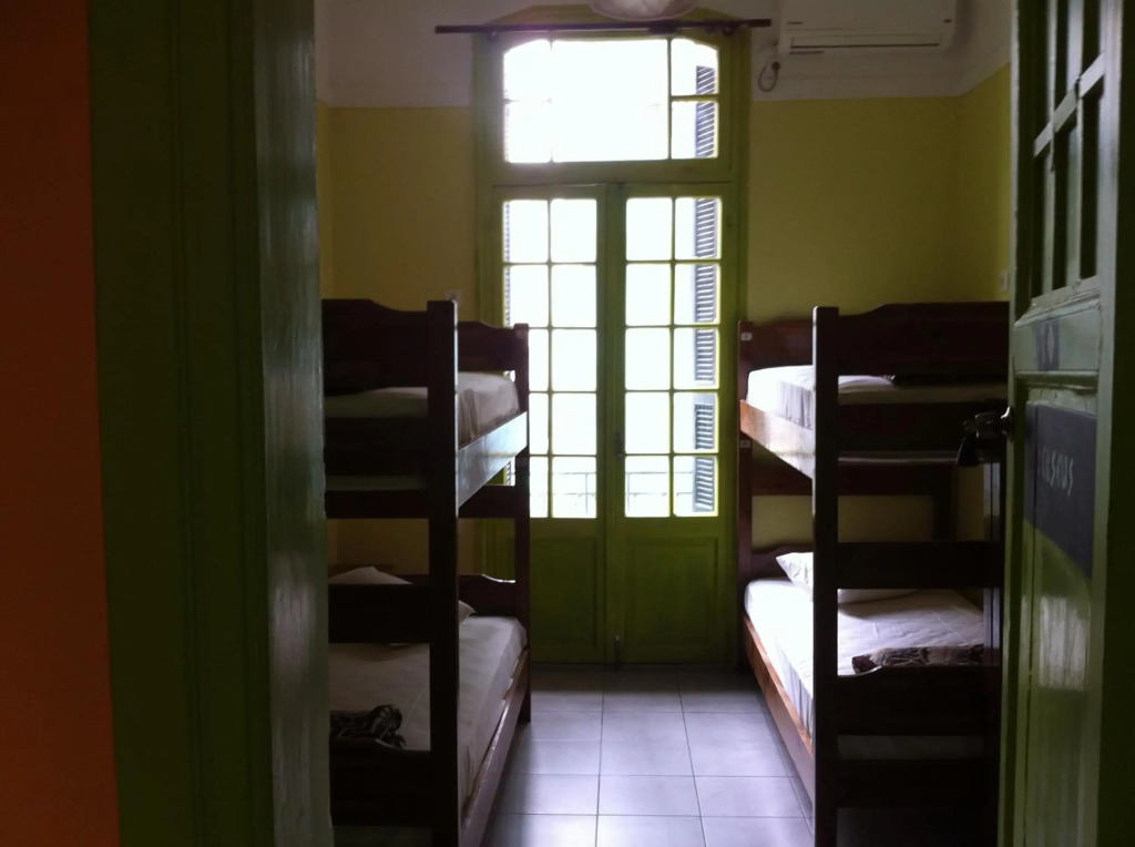Zeus Hostel