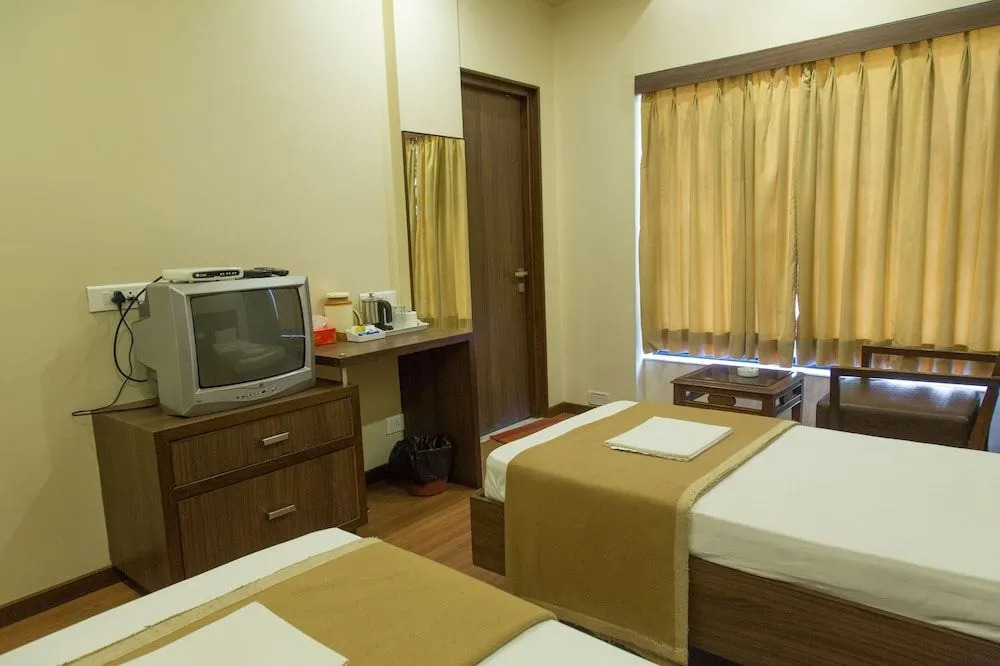 JK Rooms 137 Majestic Annexe