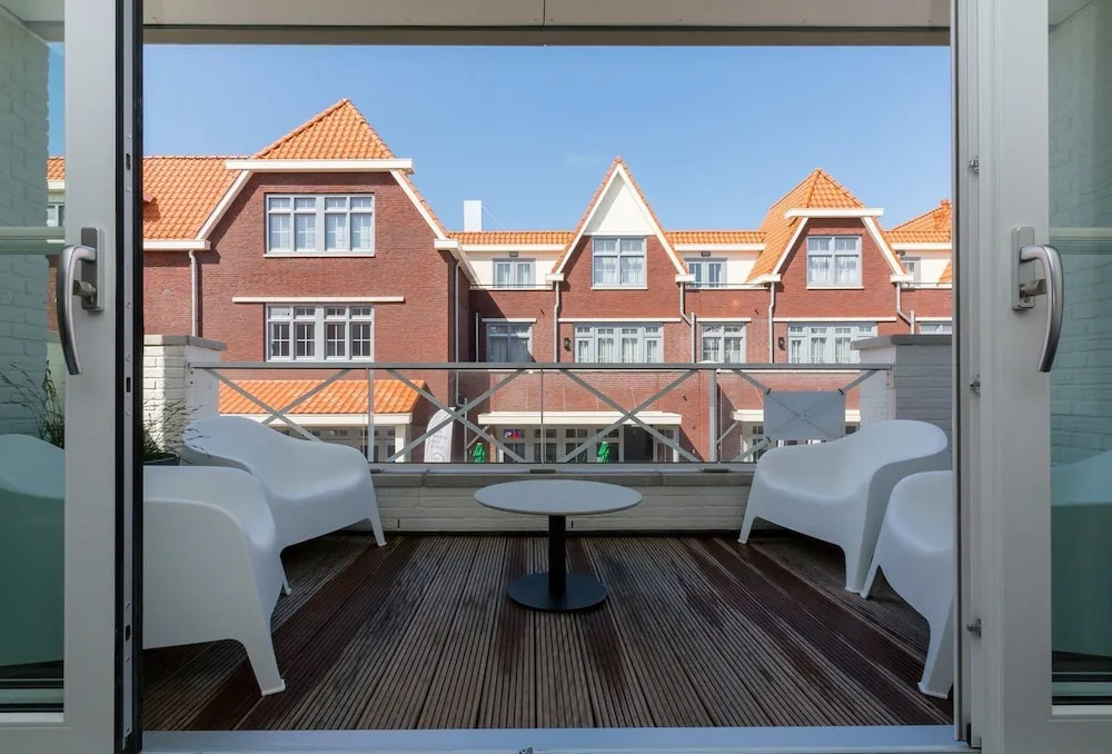 Duinhof Klein Dishoek - Appartementen onder aan de duinen, in het centrum met terras