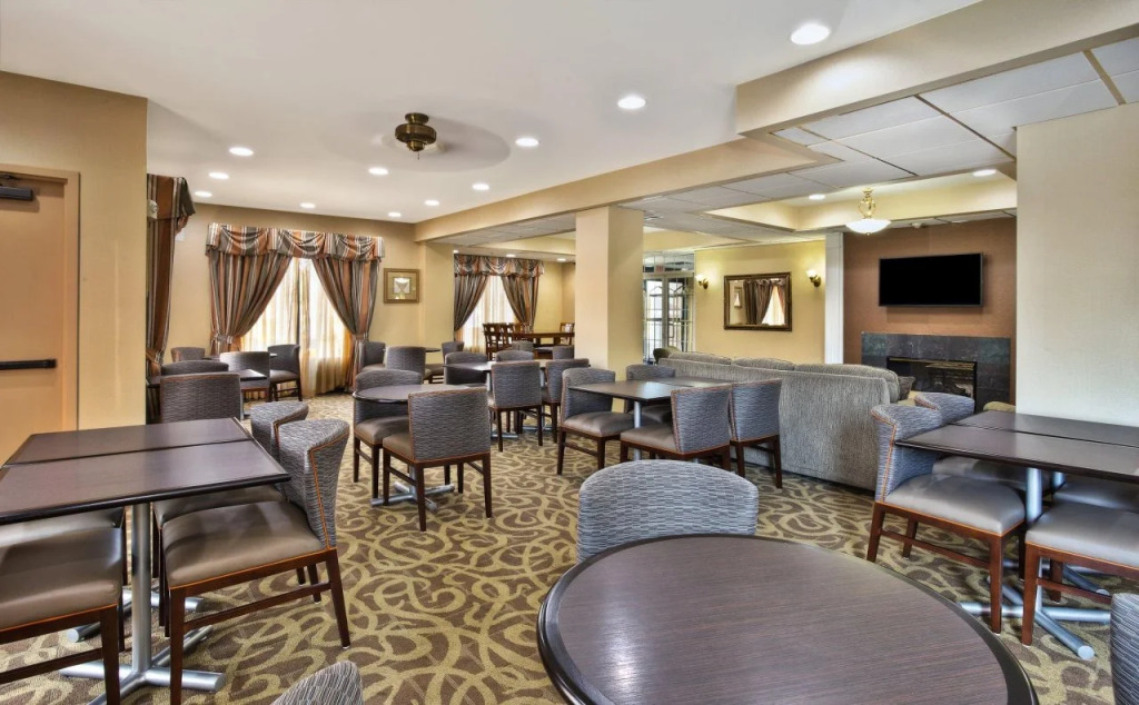 Holiday Inn Express Hotel and Suites Harrington - Dover Area by IHG