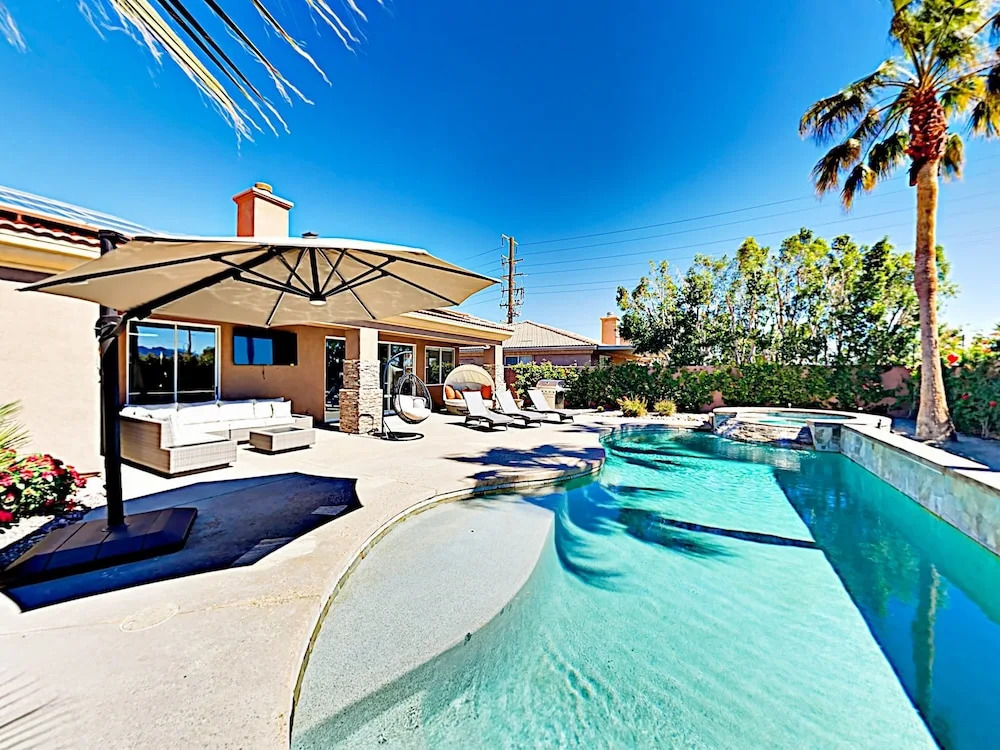 74141 Palm Desert - 4 Br Home