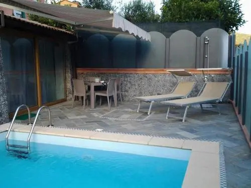 Flat 1 Bedroom 1 Bathroom - Varazze